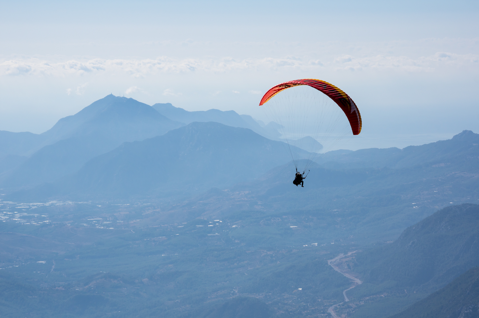 Usklajevanje termina za paragliding Bovec je kar umetnost